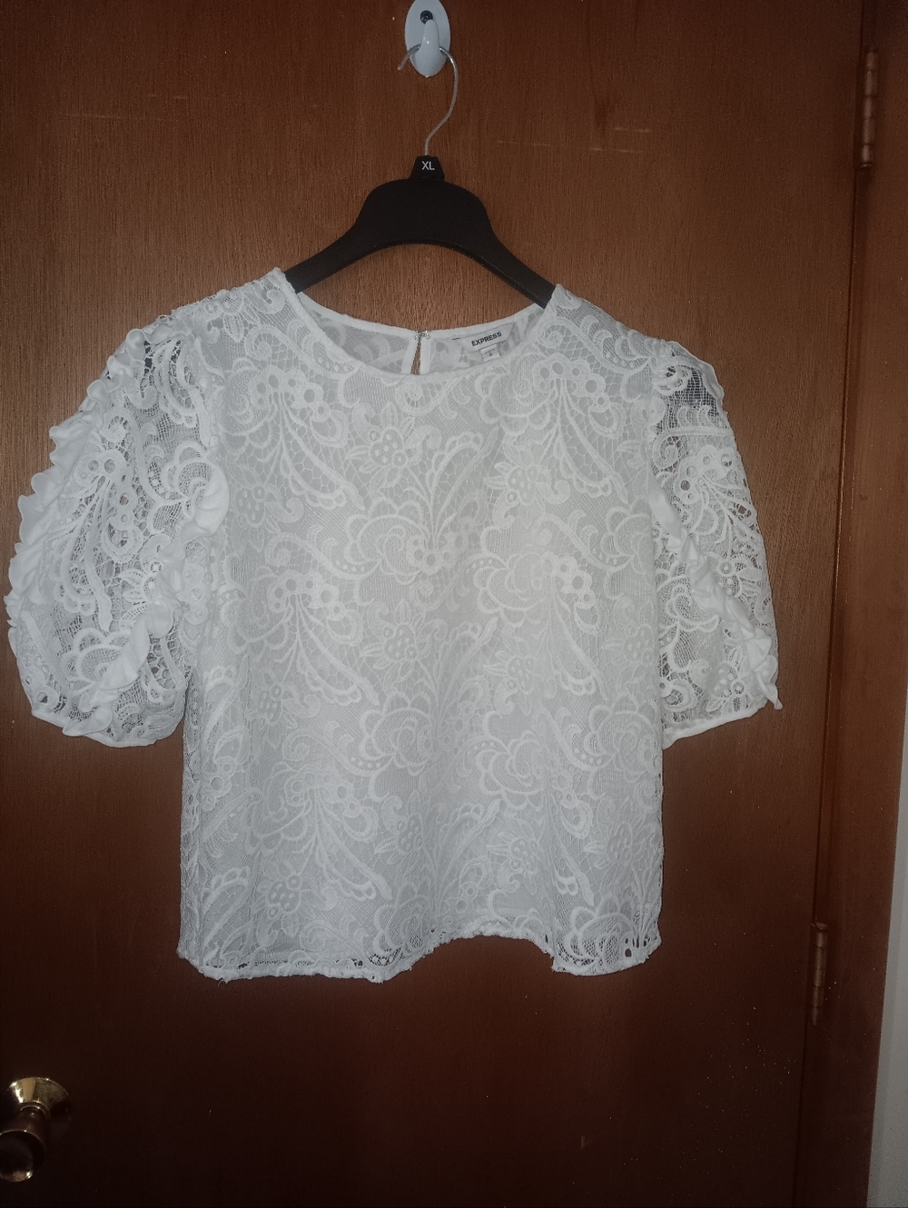 Express White Lace Puff-Sleeve Blouse